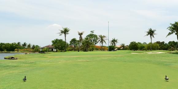 Lakewood Country Club