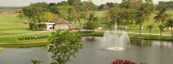 Uniland Golf & Resort