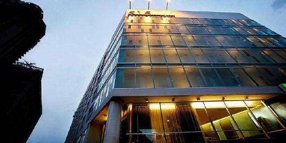 S15 Sukhumvit Hotel